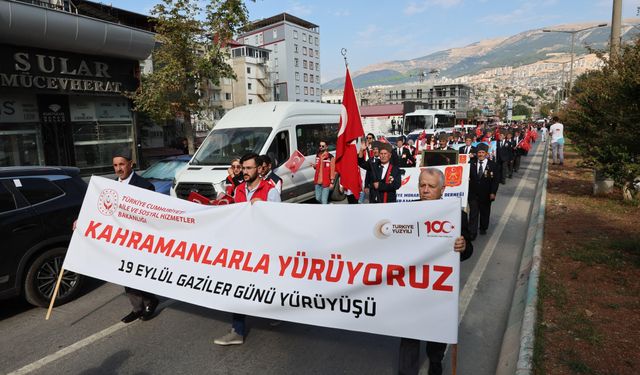 Kahramanmaraş’ta 19 Eylül Gaziler Günü Yürüyüş Etkinliği Düzenlendi