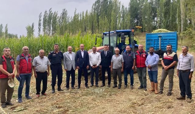 Kaymakam Sarıdoğan’dan Mısır Hasadı Yapan Çiftçilere Ziyaret