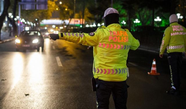 İstanbul'da konvoyla yolu kapatanlara 18 bin lira ceza