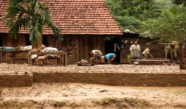 Vietnam'da Yagi Tayfunu nedeniyle ölenlerin sayısı 143'e yükseldi