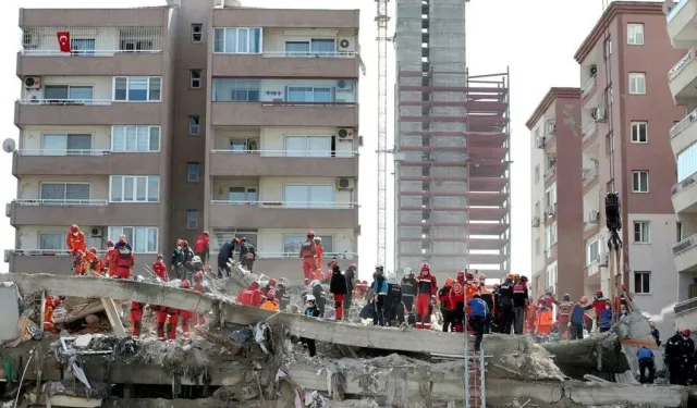 Depremde 48 kişinin öldüğü Serdarbey Apartmanı'na ilişkin davaya devam edildi