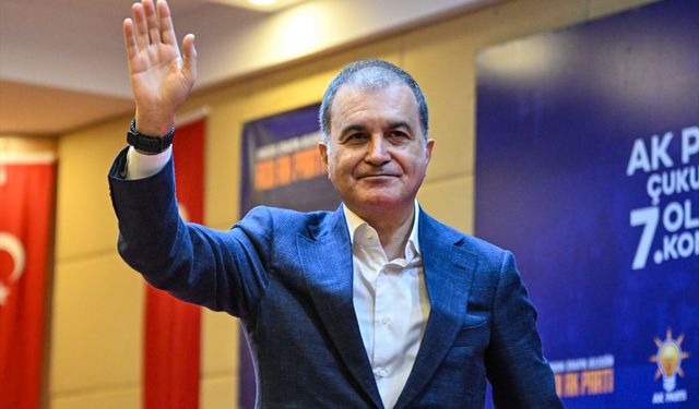 AK Parti Sözcüsü Çelik, Adana'da partisinin ilçe kongresinde konuştu