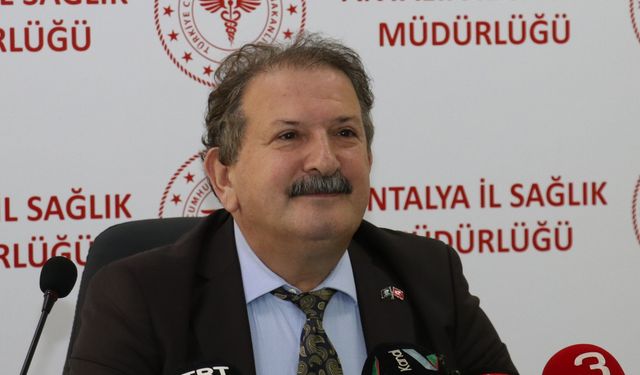 Antalya İl Sağlık Müdürü Özkan, gazetecilerle buluştu