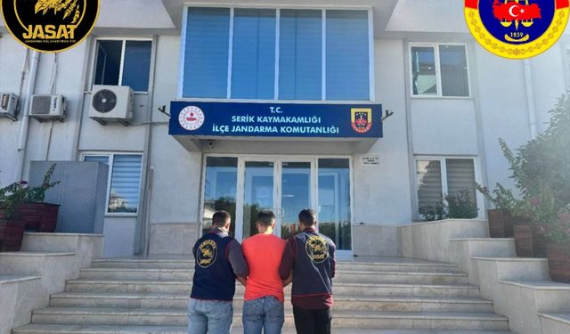 Antalya'da jandarma tarafından aranan 215 kişi yakalandı