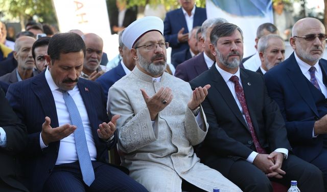 Diyanet İşleri Başkanı Erbaş, Hatay'da yapımı tamamlanan 40 caminin açılışına katıldı