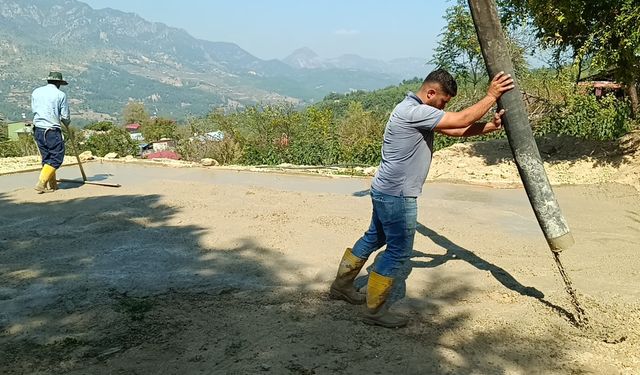 Kozan'da Yerinde Dönüşüm Projesi kapsamında 24 konutun yapımına başlandı