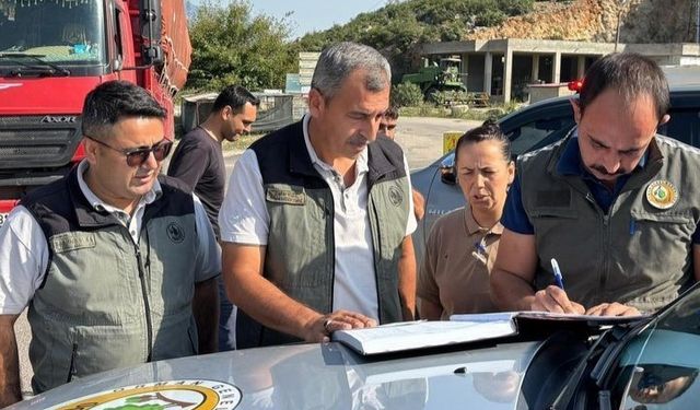 Adana’da kara yollarında mobil orman kontrol noktaları kuruldu