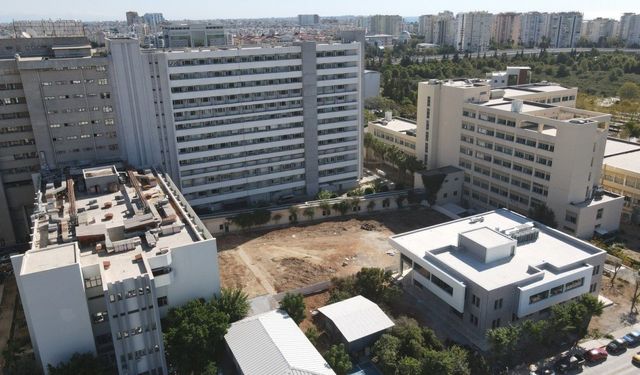 Akdeniz Üniversitesi Hastanesi’ne çocuk acil, ameliyathane ve yoğun bakım binası yapılacak