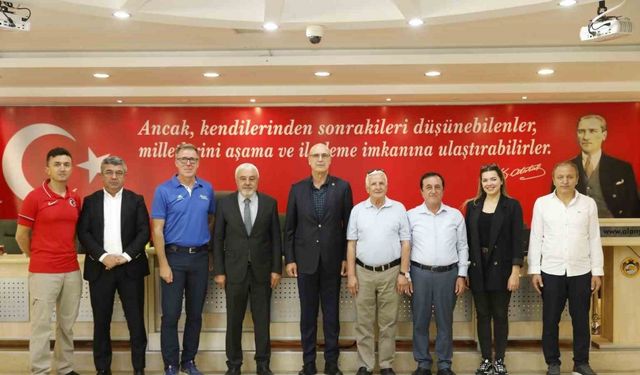 Alanya’da Triatlon heyecanı yarın başlıyor