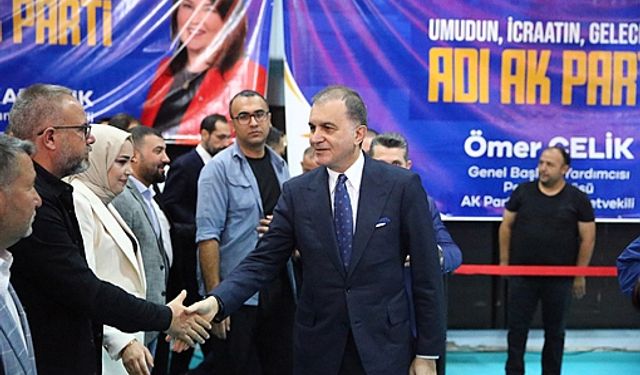 AK Parti Sözcüsü Çelik, Adana'da partisinin ilçe kongresinde konuştu