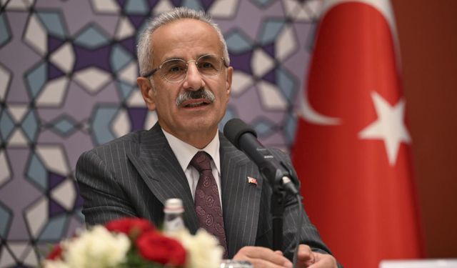 Bakan Uraloğlu: İnsanımızı, şehrimizi ve ülkemizi el ele kalkındıracağız