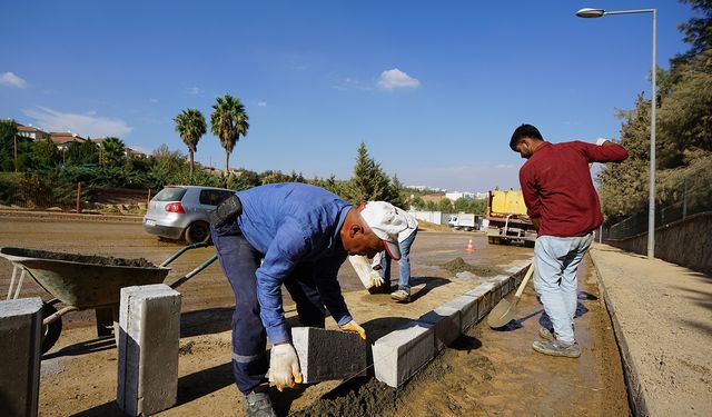 Büyükşehir, Türkoğlu’nda Caddeleri Yeniliyor