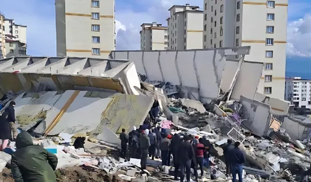 Depremde 69 kişinin öldüğü Güneşli Kocabaş Sitesi'ne ilişkin davada karar çıktı