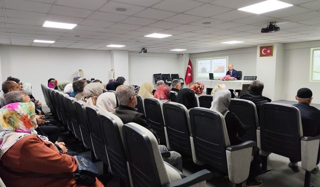 Kahramanmaraş’ta Umre Semineri Gerçekleşti