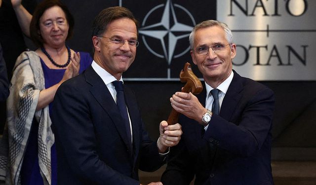 Mark Rutte NATO Genel Sekreteri olarak göreve başladı