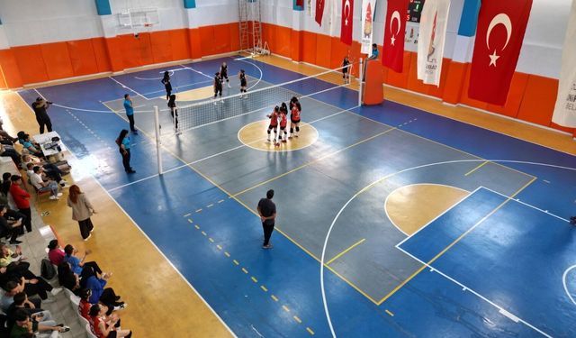 Onikişubat Belediyesi’nin Cumhuriyet Spor Şöleni’nde Final Heyecanı Yaşandı