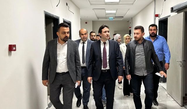 Şirikçi, Türkoğlu Devlet Hastanesi’nde İncelemelerde Bulundu