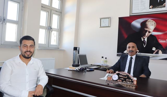 Yeşil Afşin’den Aşık Mahsuni Şerif Ortaokulu’na Ziyaret