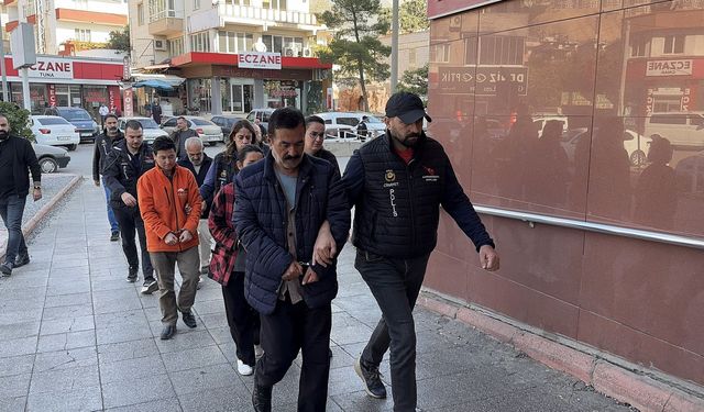 19 Yıl Önce Kaybolan Kız Kardeşlerin Ölümüne İlişkin Yakalanan Zanlılar Adliyede