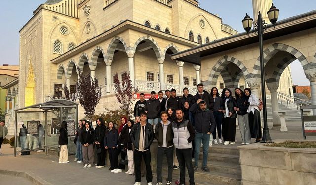 Afşin Anadolu Lisesi, Çukurova Üniversitesi’ni Ziyaret Etti