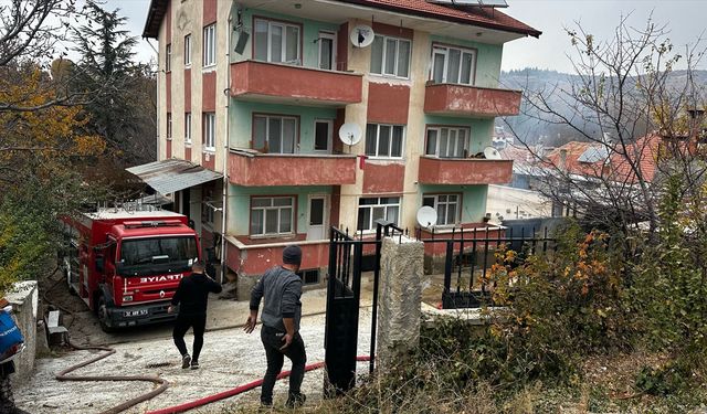 Isparta'da bir evin kazan dairesinde çıkan yangında hasar oluştu