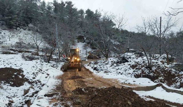 Dulkadiroğlu Belediyesi karla mücadelede seferberliği