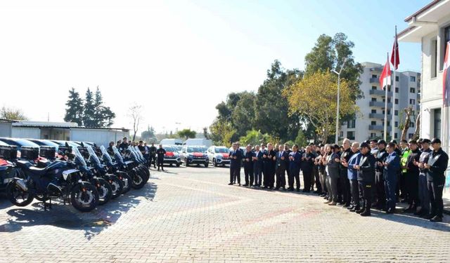 Hatay Büyükşehir Belediyesi, emniyete 100 araç hibe etti