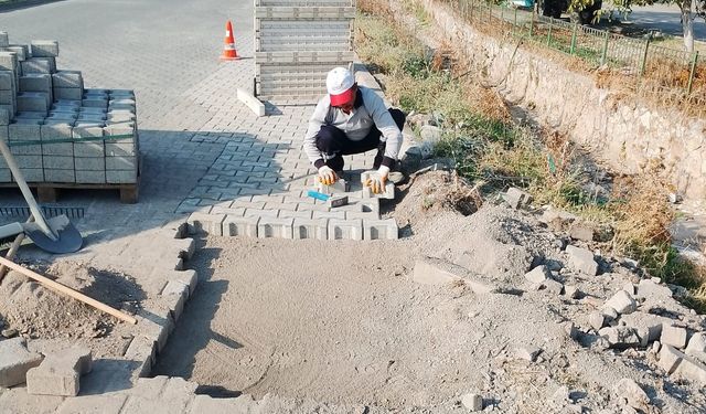 Büyükşehir’in Mobil Ekibi Şehir Genelinde Onarımlarını Sürdürüyor