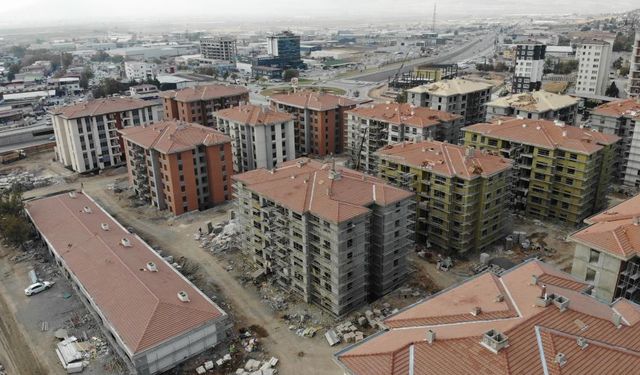 Depremin Vurduğu Ebrar Sitesi'nde Sona Gelindi