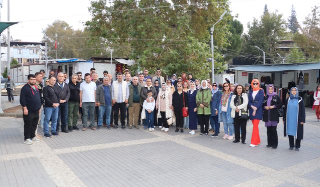 Kahramanmaraş’taki Tarihi Yapılara Şehir Turu Konulu Şehir Gezisi Düzenlendi