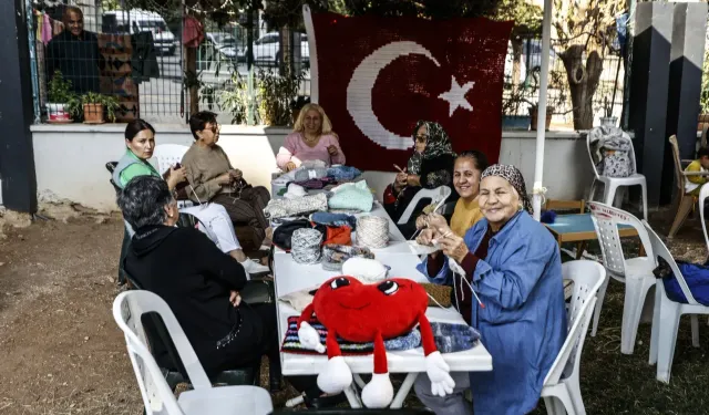 Mersin'de İyilik Örüyorum hareketi 27 yıldır devam ediyor