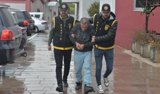 Adana'da döviz bürosunu soyan zanlı tutuklandı