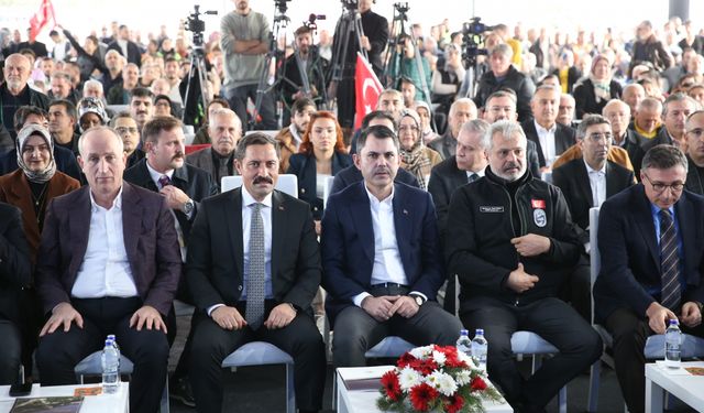 Bakan Kurum, "İskenderun Sahil Düzenleme ve Yenileme Projesi" tanıtım töreninde konuştu: