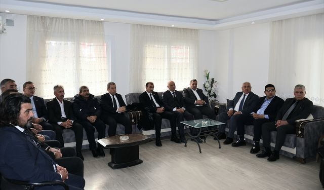 MHP Adana ilçe başkanları toplantısı yapıldı