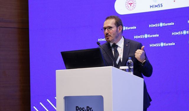 Sağlık Bakan Yardımcısı Birinci, Antalya'da "Dijital Sağlığın Geleceği" oturumunda konuştu