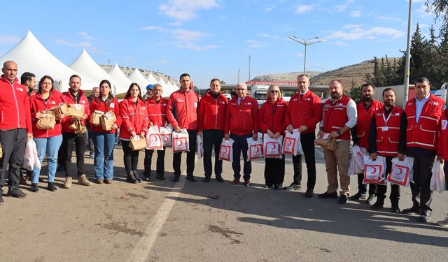 Türk Kızılay Genel Başkan Yardımcısı Saygılı, Cilvegözü Sınır Kapısı'nda konuştu: