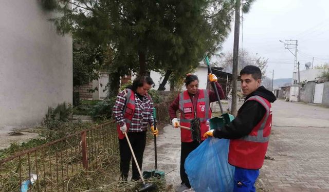 Ceyhan Belediyesi’nden kırsal mahallelere temizlik seferberliği