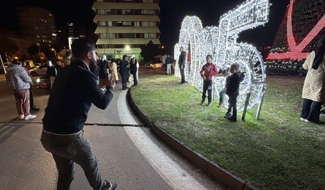 Adana ve Mersin'de yeni yıl kutlandı