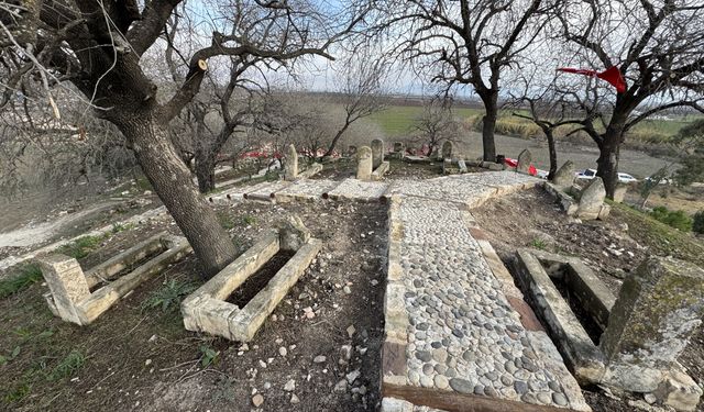 Adana'da Camili Höyüğü Şehitliği ziyarete açıldı