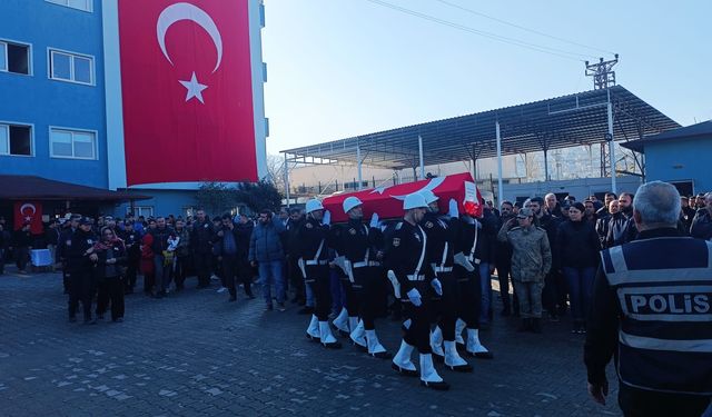 Hatay'da evinde kalp krizi geçiren polis memuru hayatını kaybetti