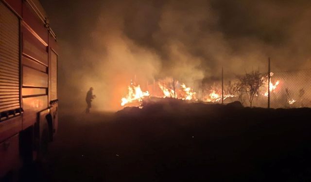 Hatay'da otluk alanda çıkan yangın söndürüldü