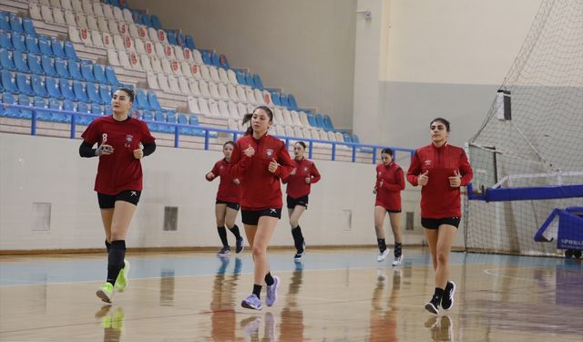 Hentbol Kadınlar Süper Lig'e dönen Adasokağı'nda hedef play-off potasında kalmak