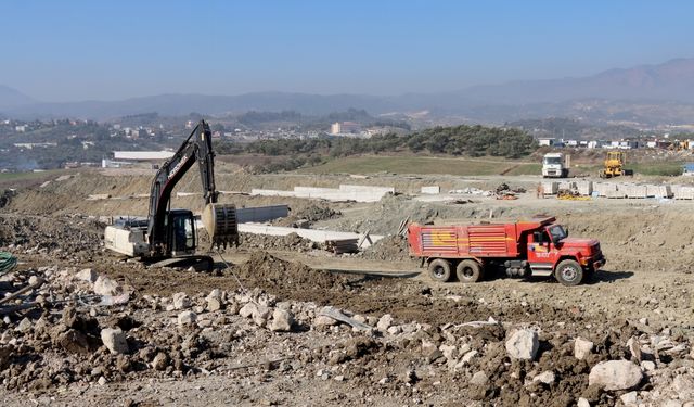 Hatay'daki depremde yıkılan kamu kurumları tek kampüste toplanacak