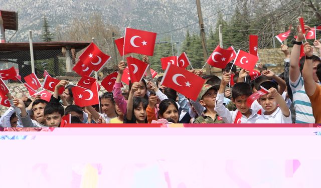 Adana'dan gelen askeri bando takımı, Kahramanmaraş'ta konser verdi