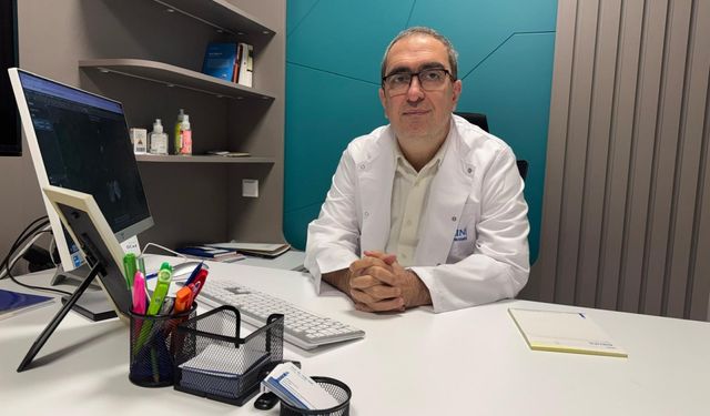 Ailesinin isteğiyle başladığı doktorlukta hastalara şifa oluyor