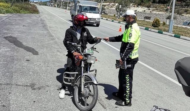 Altınözü’nde motosiklet sürücüleri bilgilendirildi