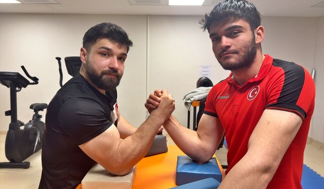Bilek güreşinin namağlup birincileri Avrupa ve dünya şampiyonalarında yarışacak