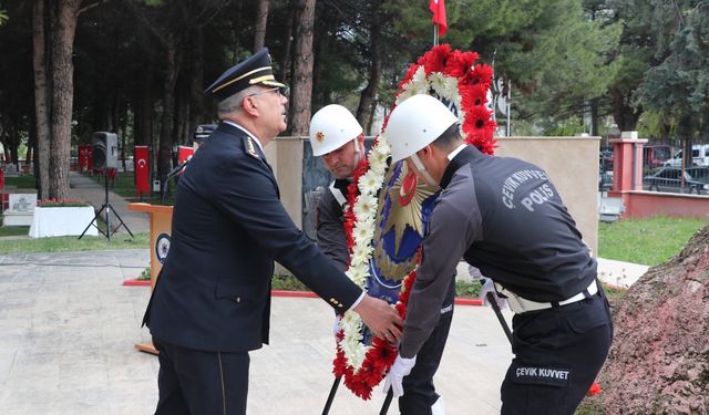 Burdur'da Polis Haftası dolayısıyla şehitlik ziyaret edildi