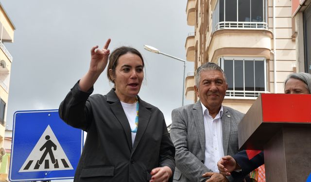 İYİ Parti Adana Milletvekili Taş, Mersin'de ziyaretlerde bulundu