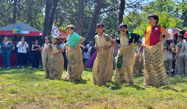 Osmaniye Korkut Ata Üniversitesince çocuk şenliği düzenlendi